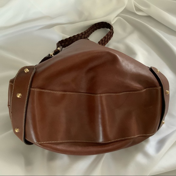 GUCCI Authentic Calfskin Med. Pelham Shoulder Bag - Picture 10 of 16